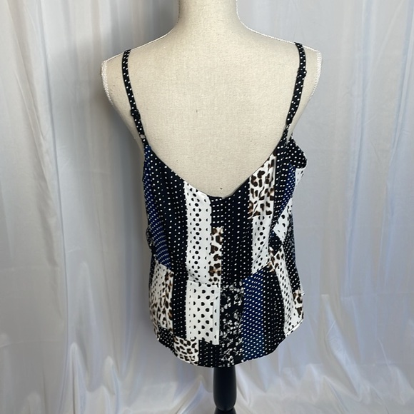 184 Cabi Samantha Crossover animal Print Tank Top Size 12 - Picture 4 of 7